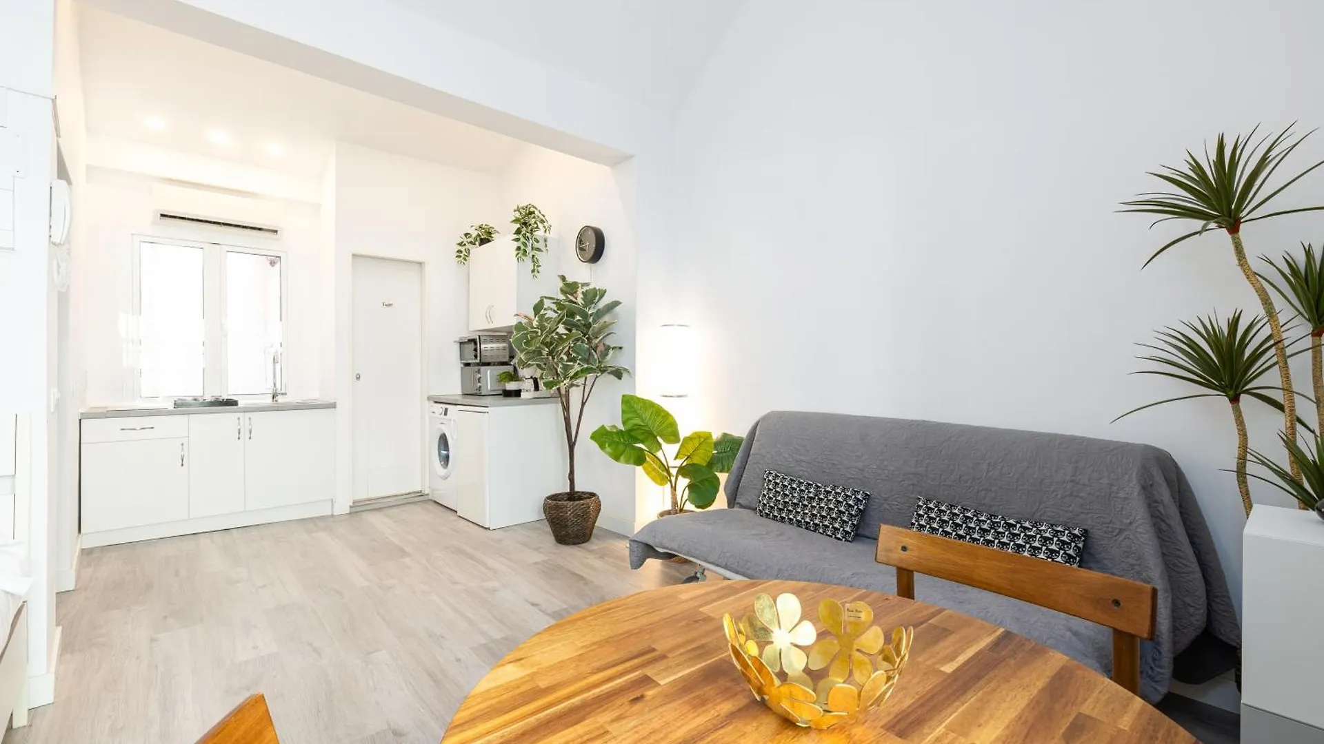 H2M Hiniestrosa Studio French Balcony Aacc Wifi Málaga Appartement